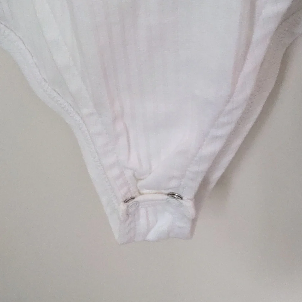 FILA Women's Size US XL White Spell Out Long Wide Sleeve One Piece Body Suit - Picture 5 of 9